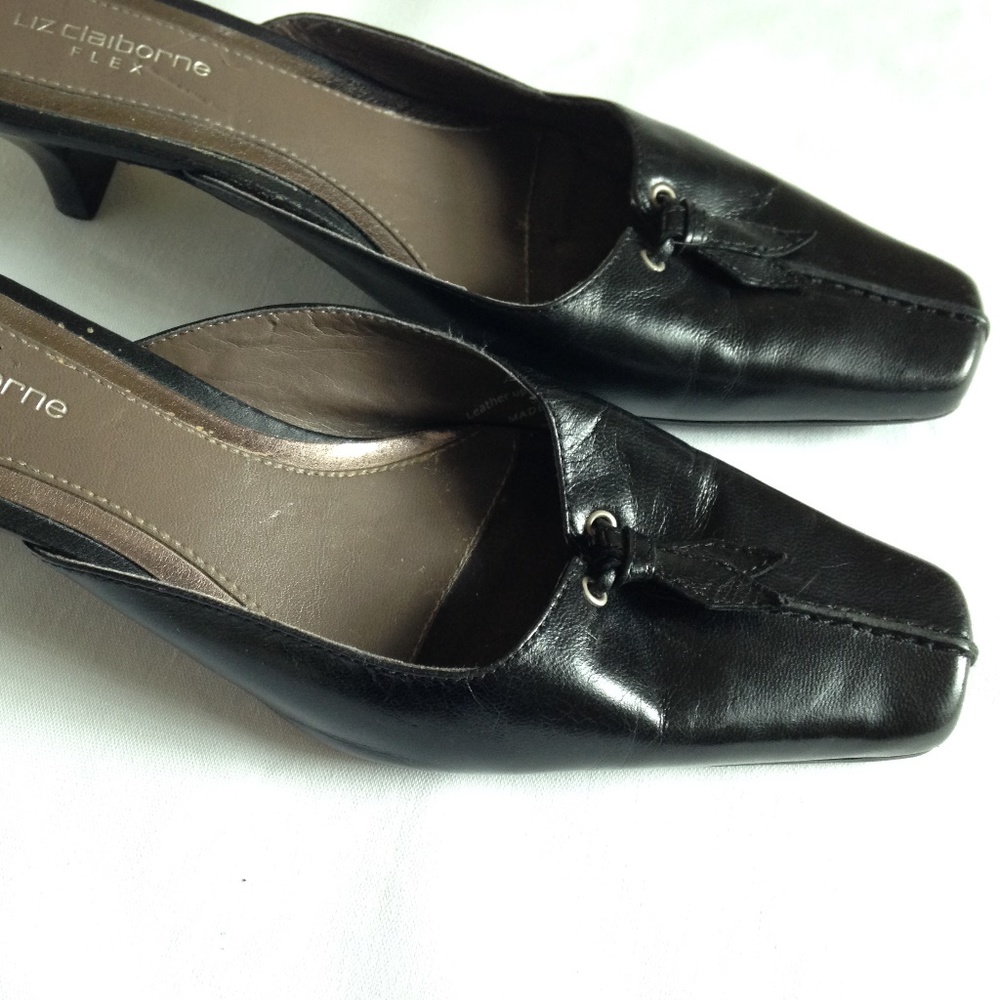 LIz Claiborne Stylish Black Leather Mules